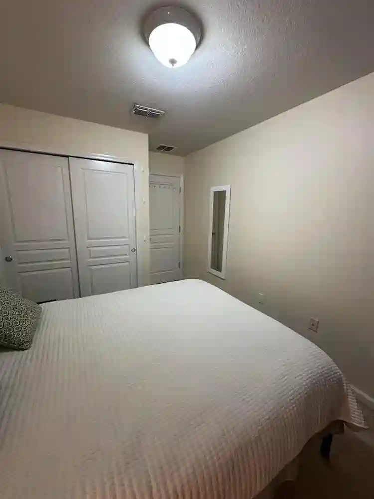 Private room for rent