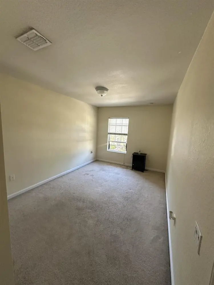Private room for rent