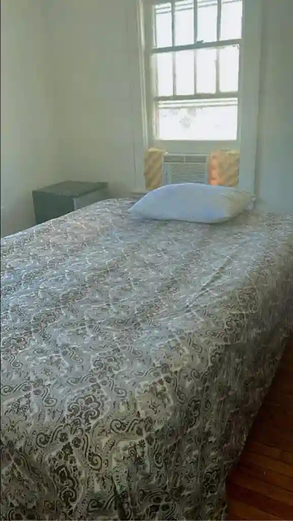 Clean and Quiet Room For rent