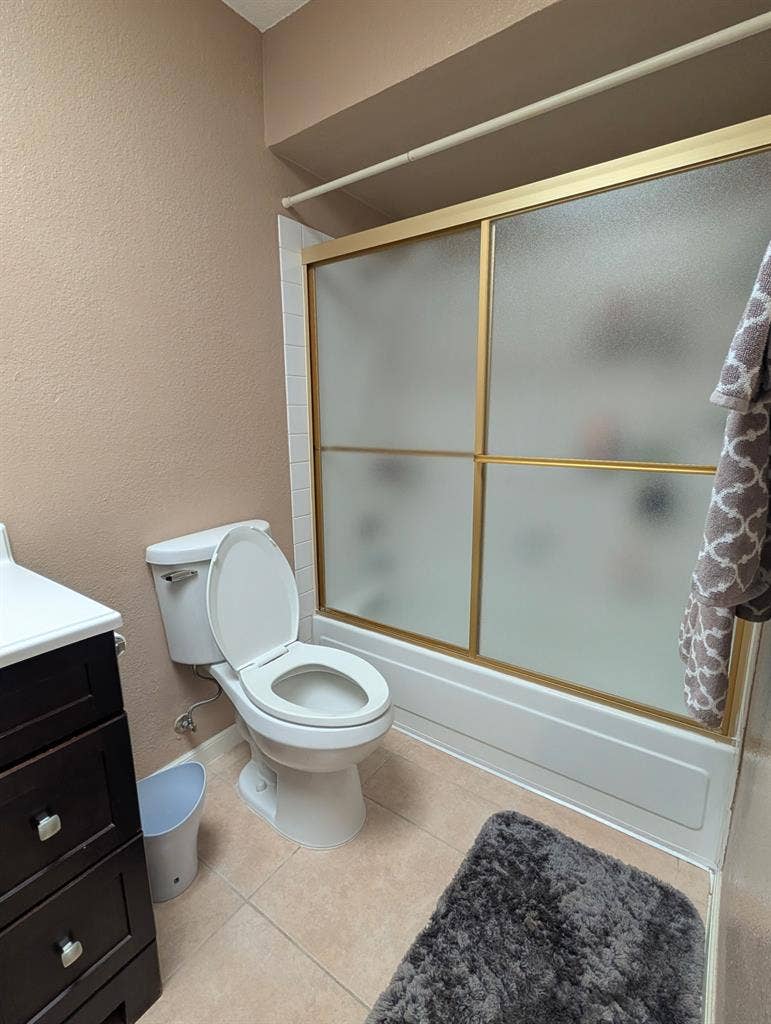 New Listing 900 a month