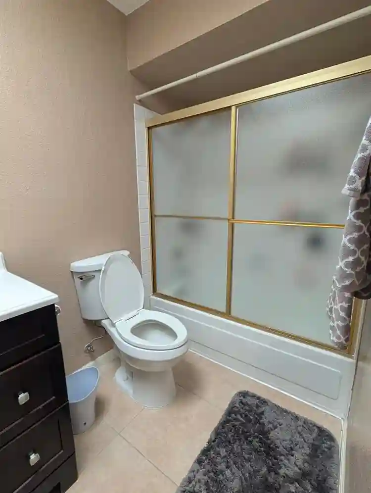 New Listing 900 a month