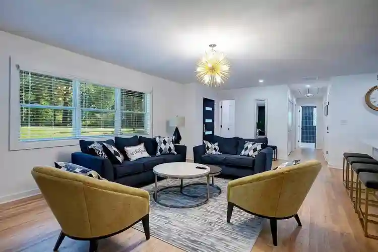 4 BR in Smyrna