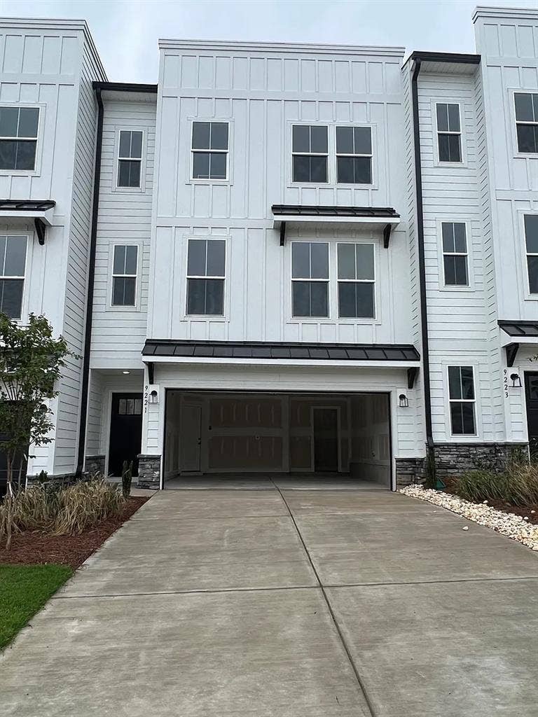 4 BR in Concord