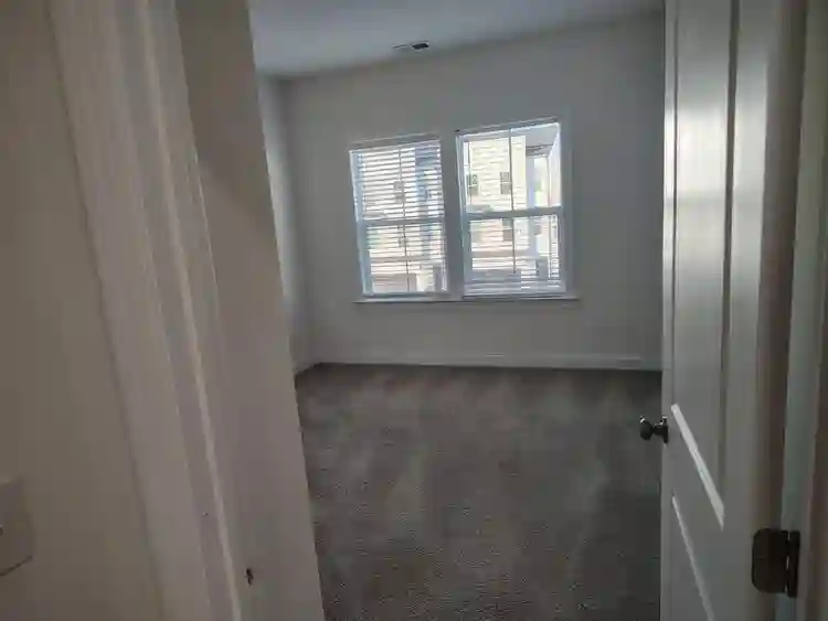 4 BR in Concord
