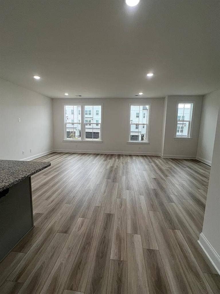 4 BR in Concord
