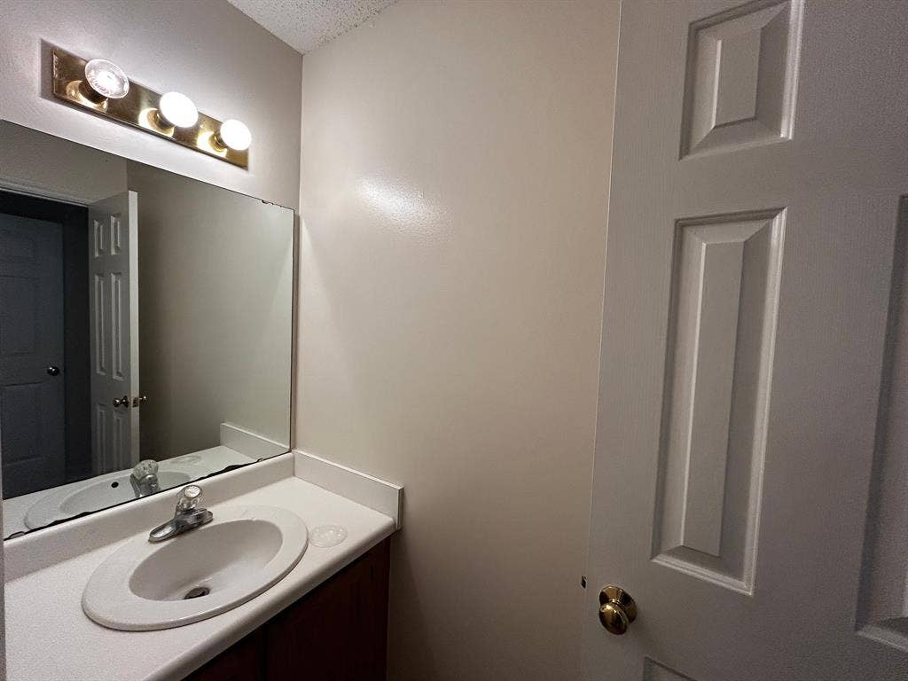 3 BR in Raleigh