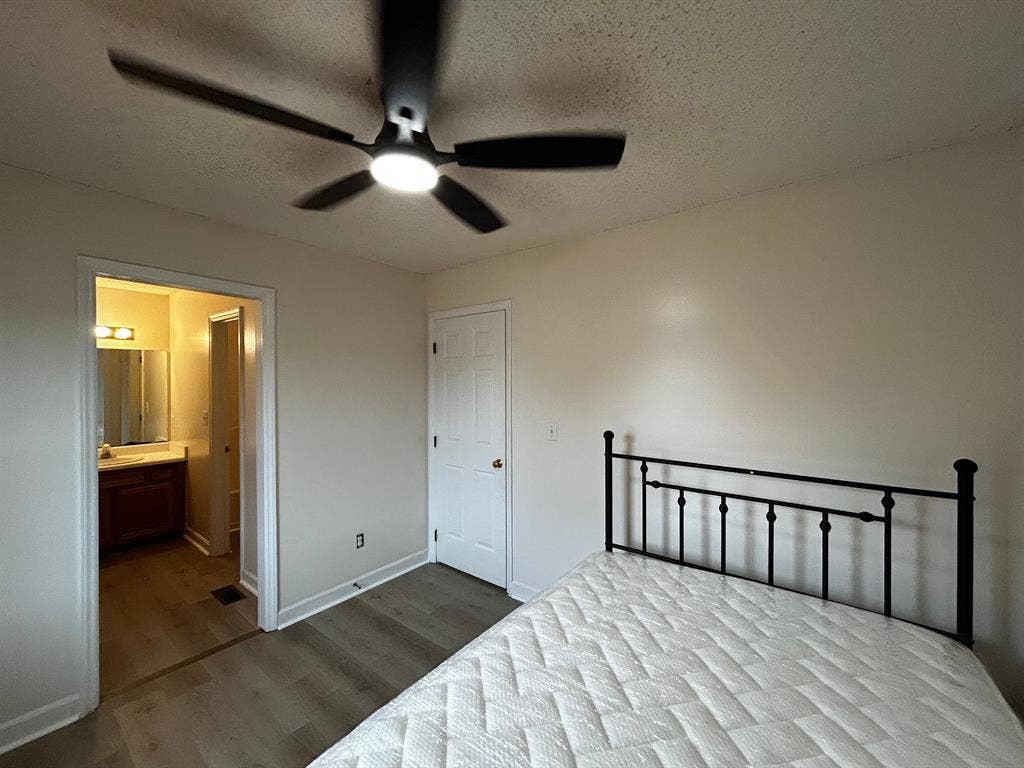 3 BR in Raleigh
