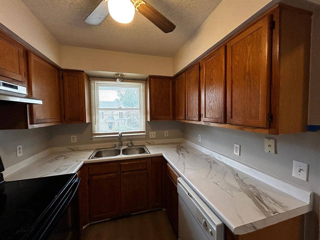3 BR in Raleigh