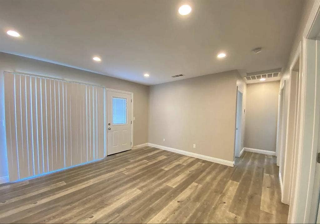 Spring 2027 Sublease | College Area