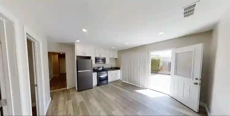Spring 2027 Sublease | College Area