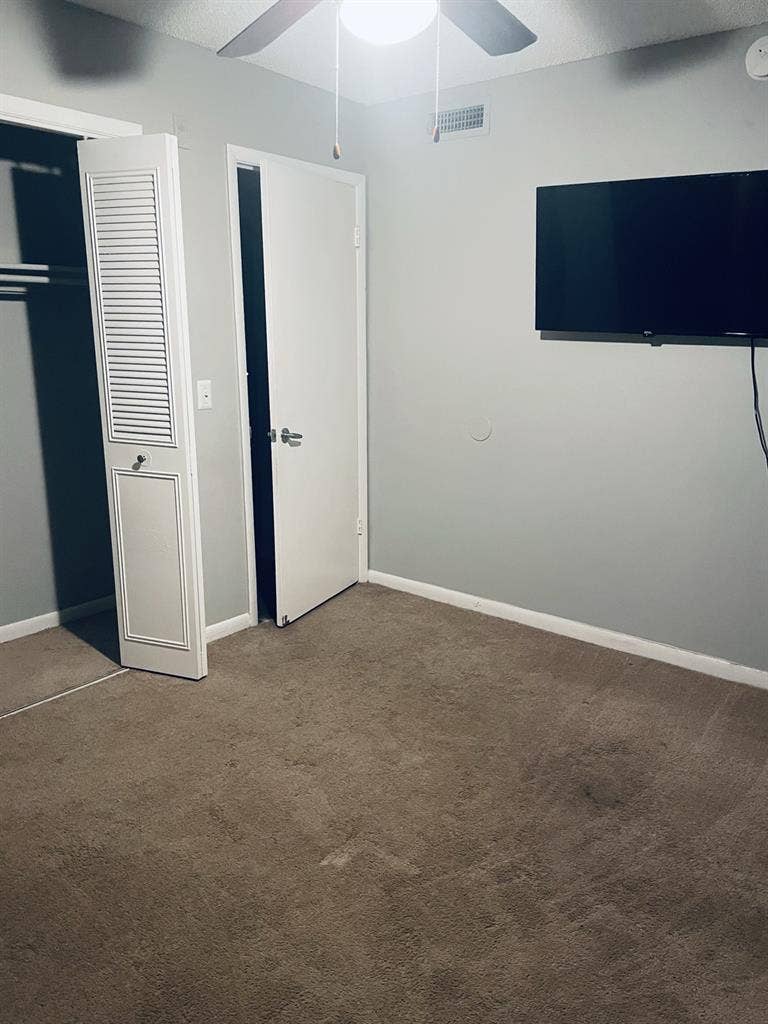 Medium Room in Orlando/Winter Park