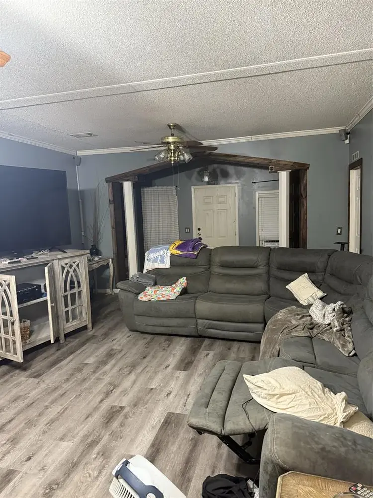 Master bedroom for rent