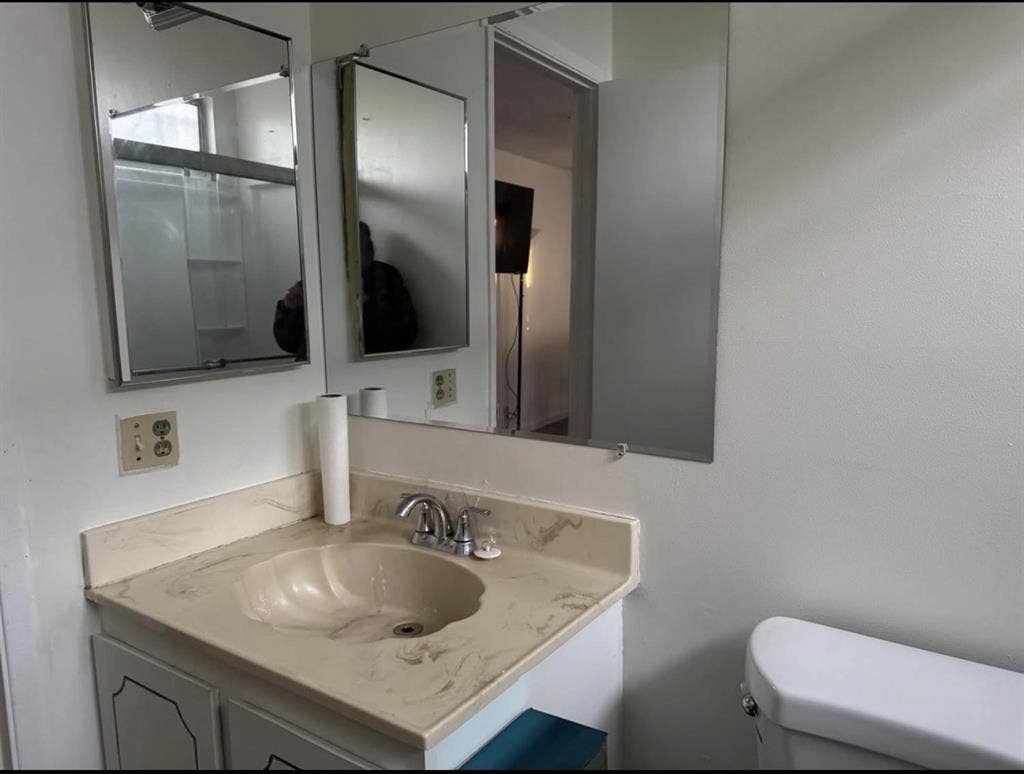 Benicia Southampton Studio for Rent