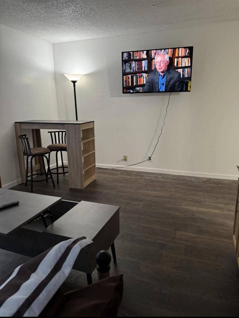 Benicia Southampton Studio for Rent