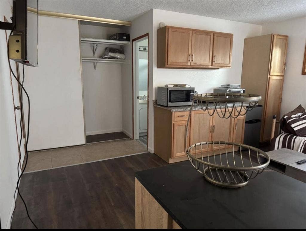 Benicia Southampton Studio for Rent