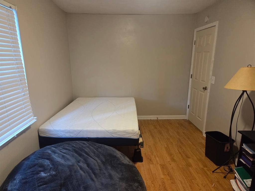 Auburn lease takeover 3 months free
