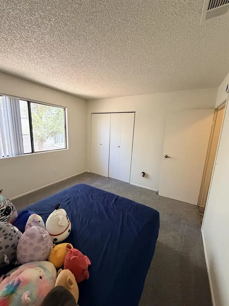Centrally located room for rent