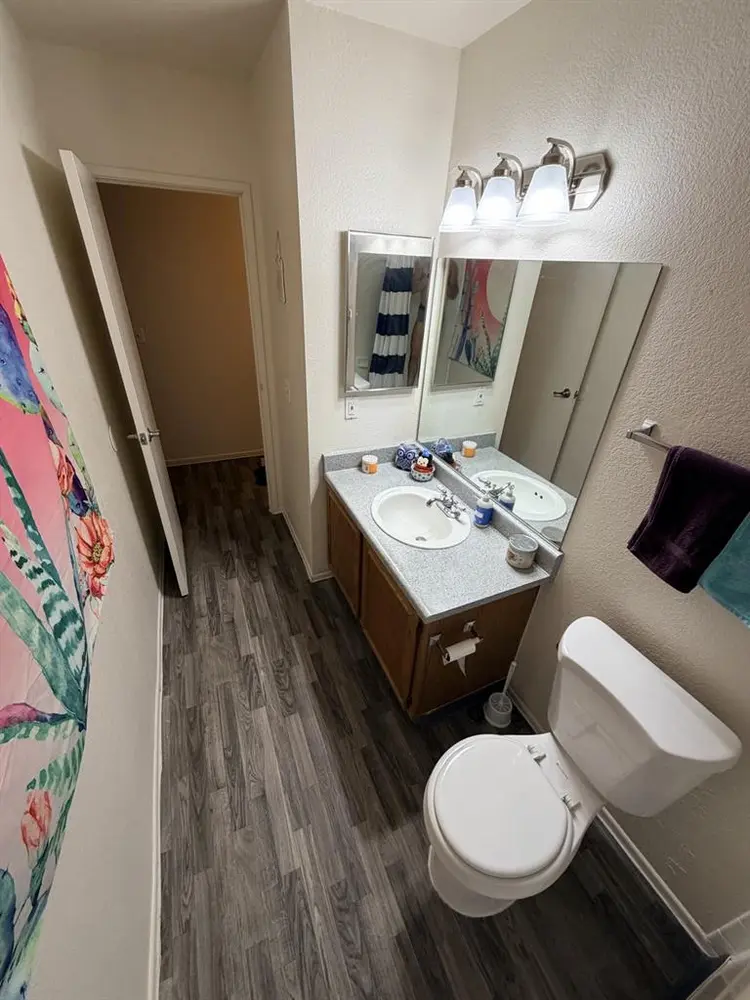 Centrally located room for rent