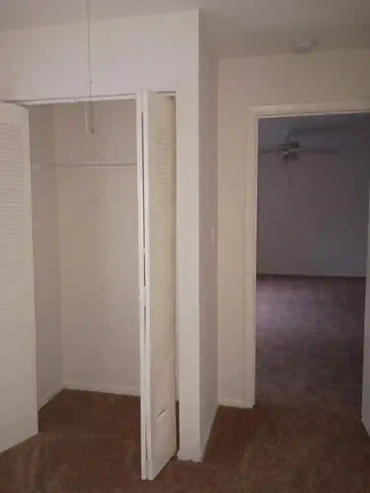 2 bedrooms available