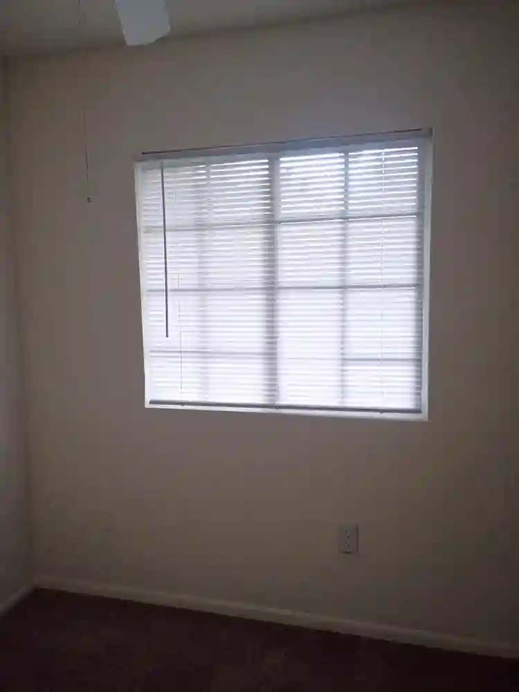 2 bedrooms available
