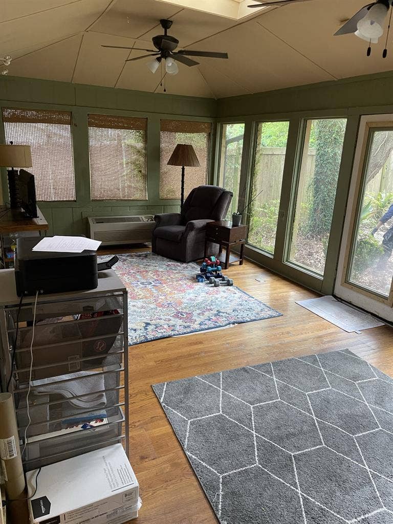 Room available in Northeast Jackson