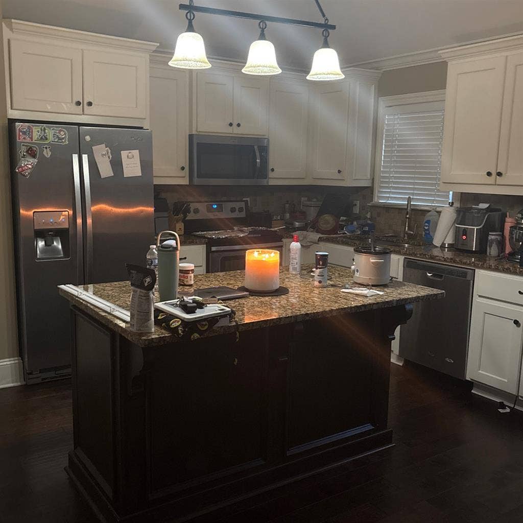 Looking for a Roommate