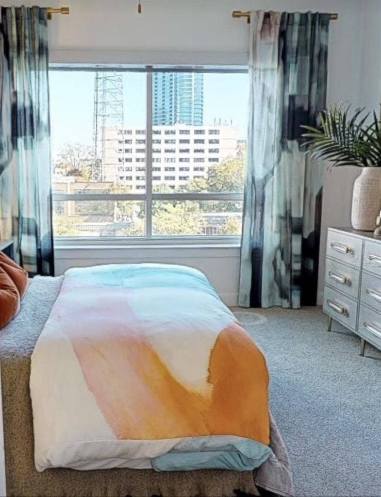 Male Roommates ATL Lux High Rise