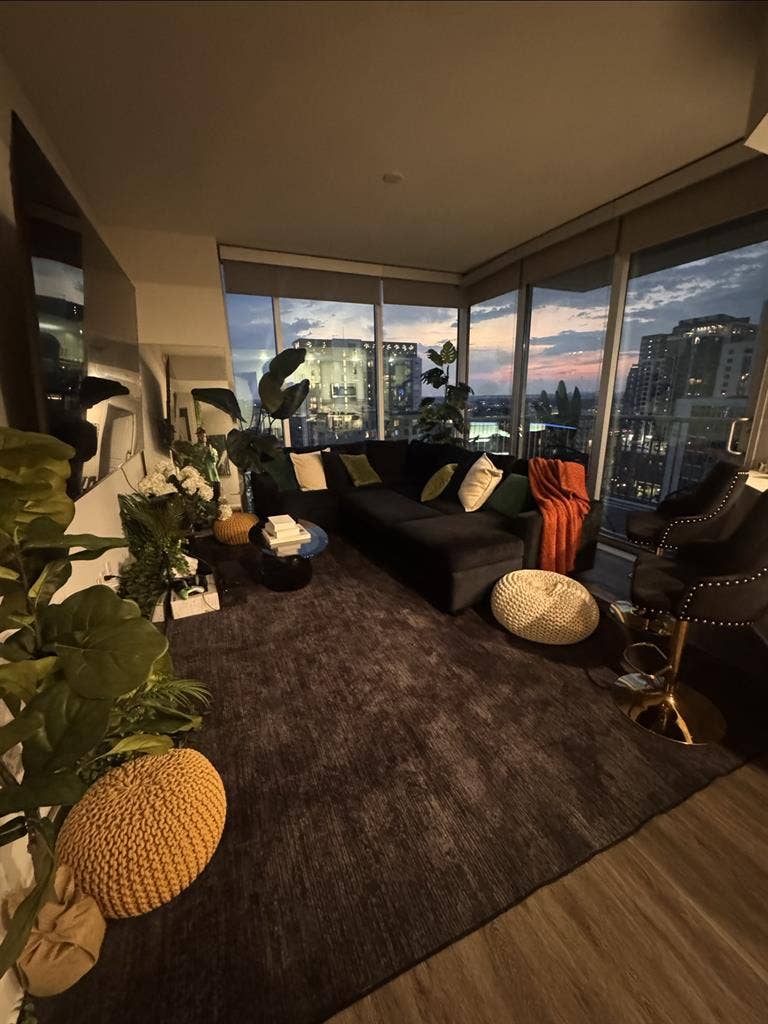 Male Roommates ATL Lux High Rise