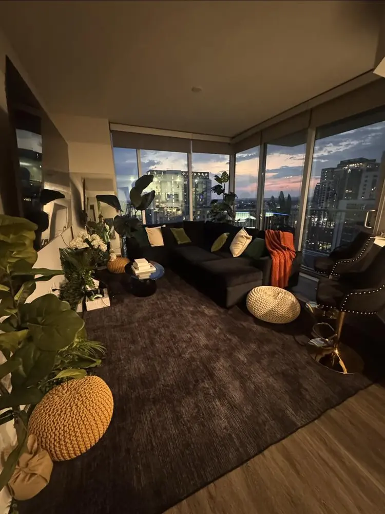 Male Roommates ATL Lux High Rise