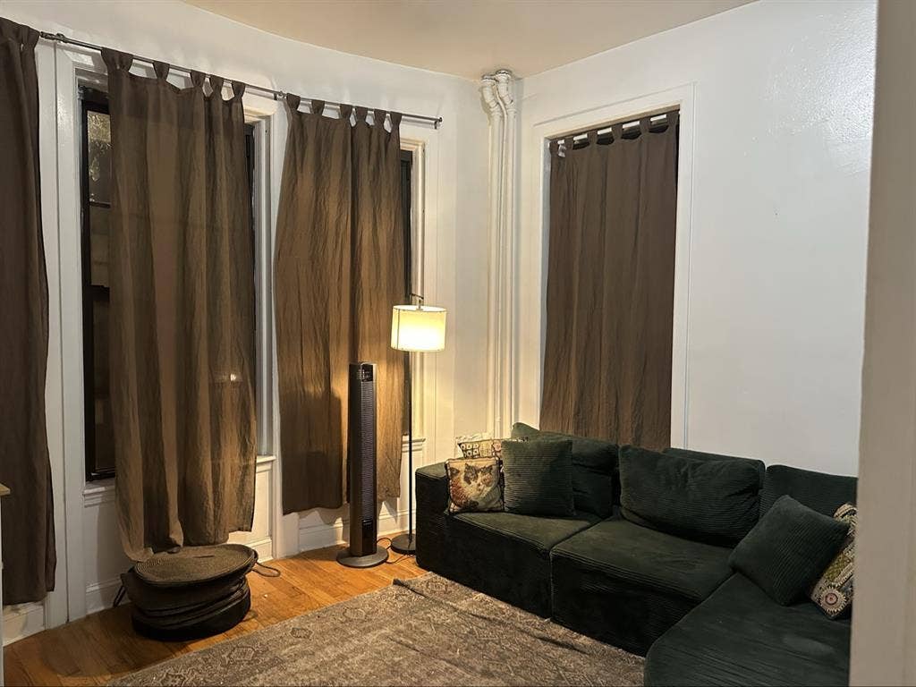 Room for rent UWS MANHATTAN