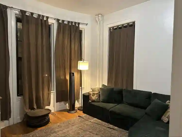 Room for rent UWS MANHATTAN