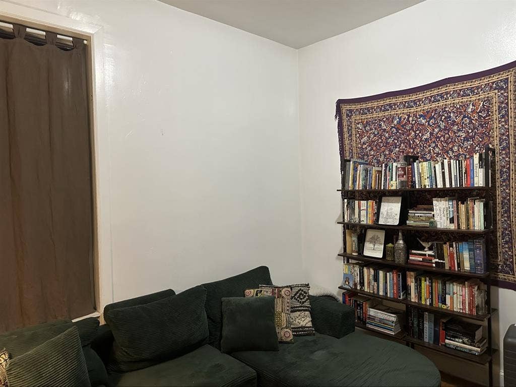Room for rent UWS MANHATTAN