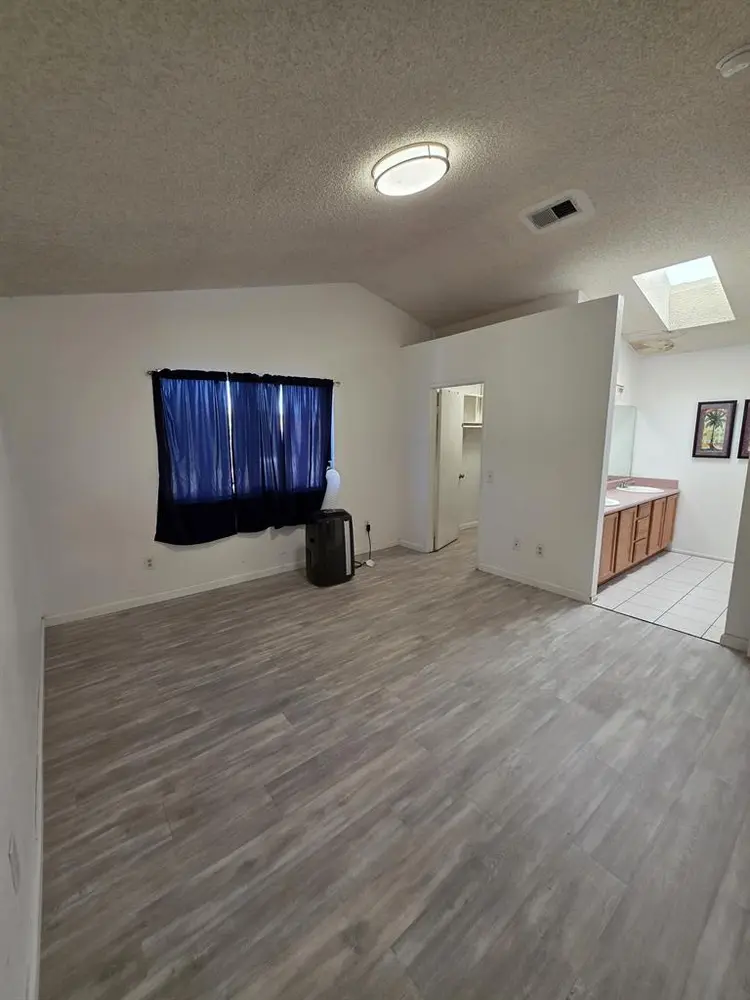 Master bedroom + private bathroom