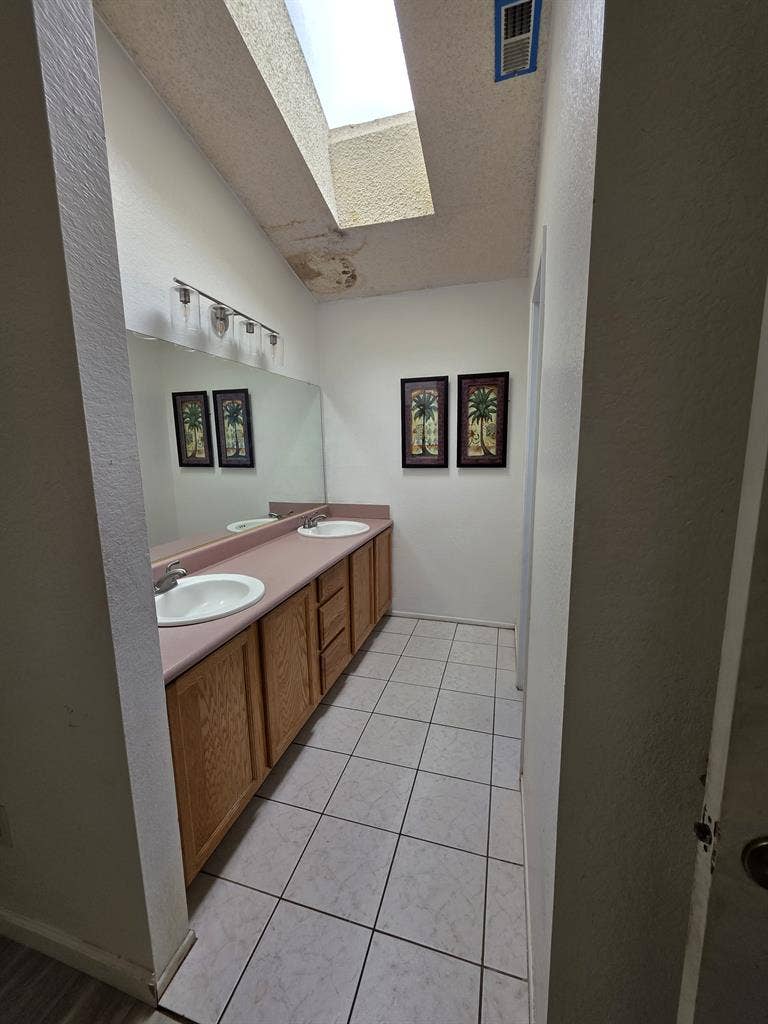 Master bedroom + private bathroom
