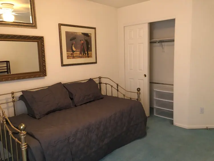 Room Available In Great Space