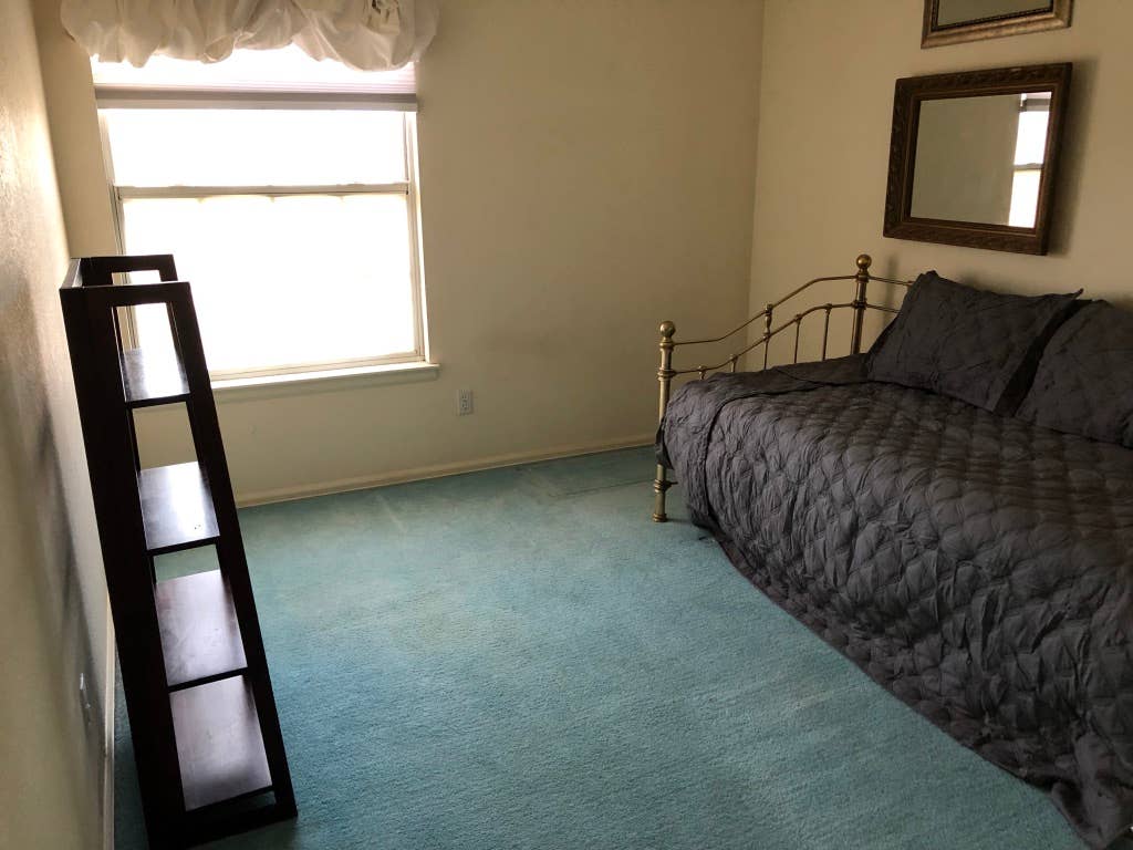 Room Available In Great Space