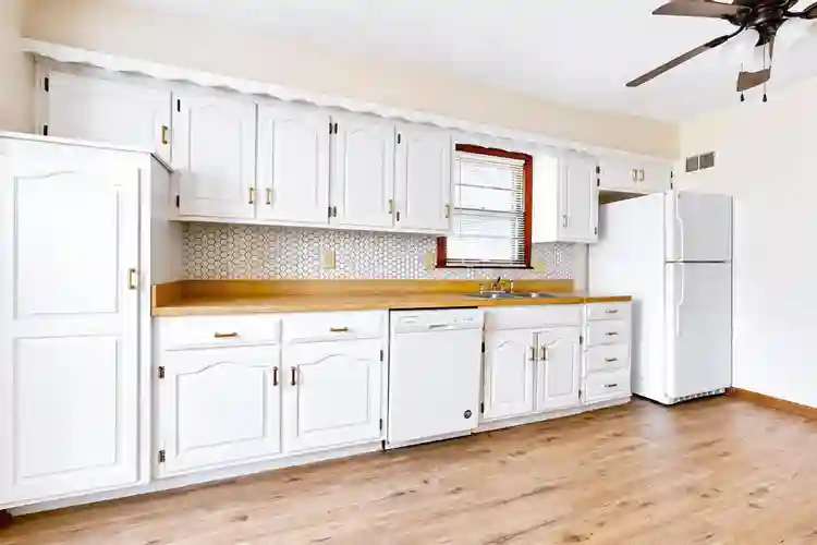 5 BR in Shawnee