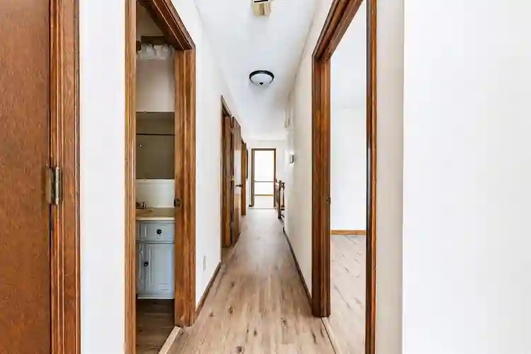 5 BR in Shawnee
