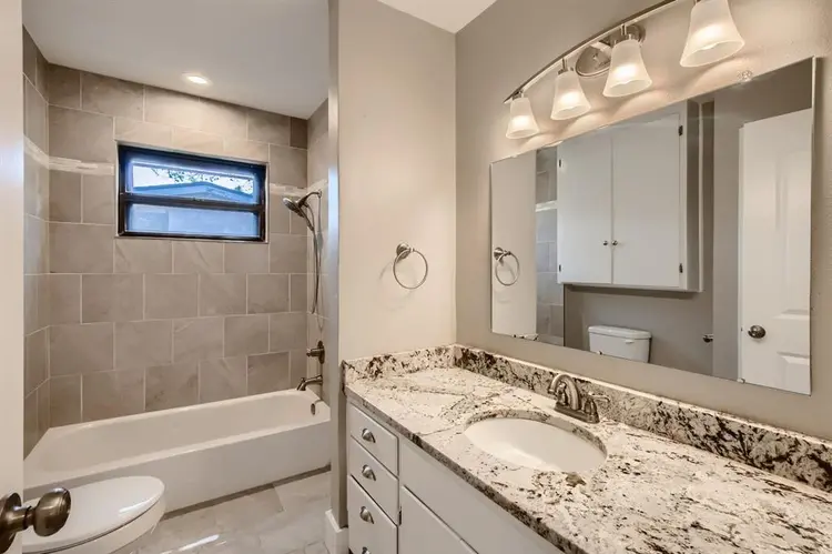 4 BR in San Antonio