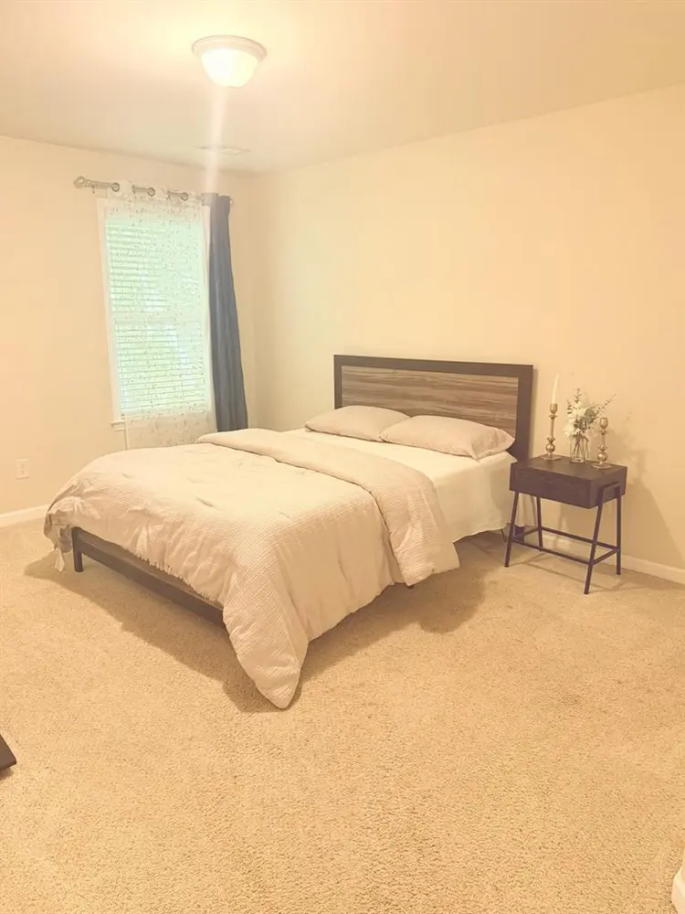 Private room - own bathroom & bed