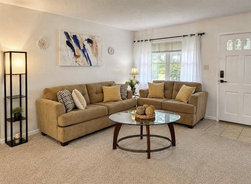 Move in available Ocala Florida 750