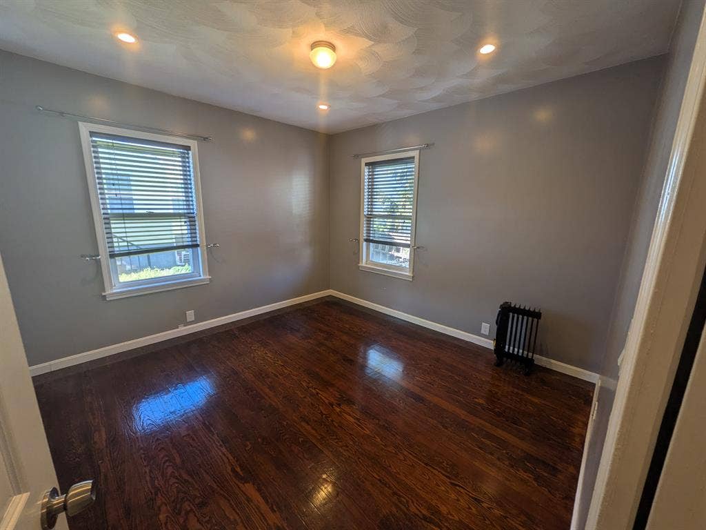 Private room with shared bathroom