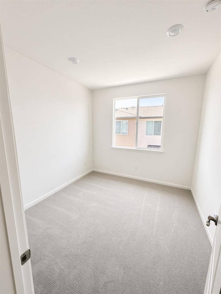 Nr S Hayward BART - Private Bedroom