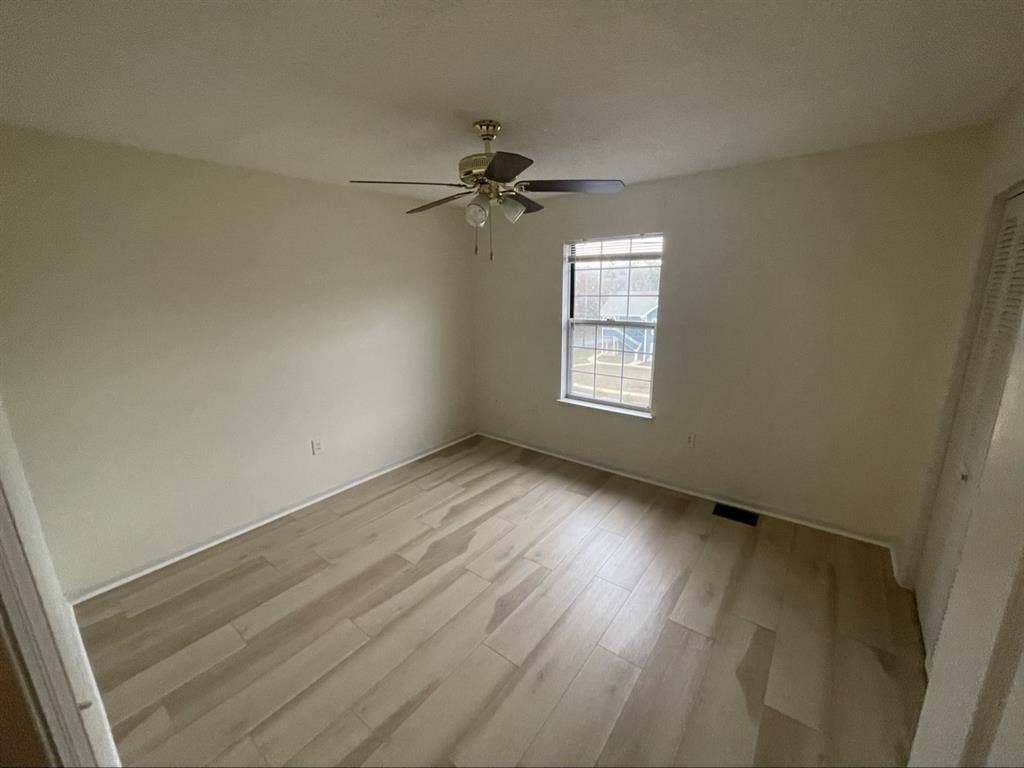 URGENT LEASE TAKEOVER