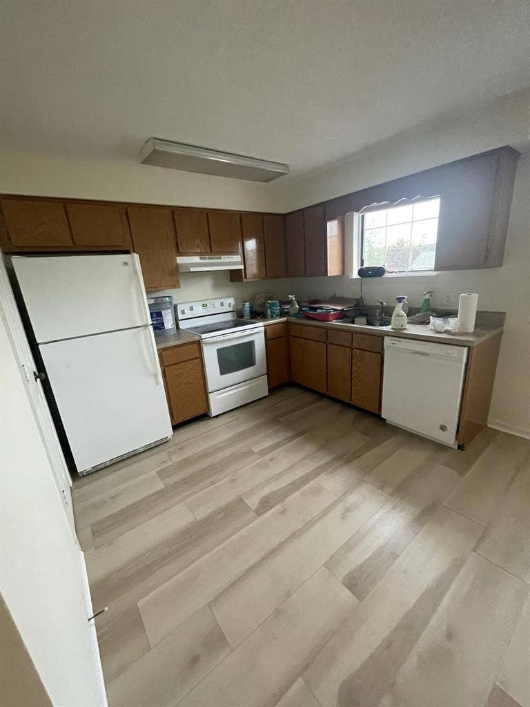 URGENT LEASE TAKEOVER