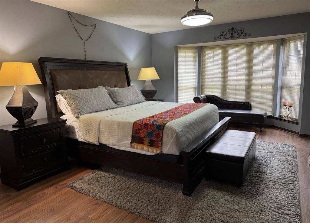 XL Private Master Suite Furnished
