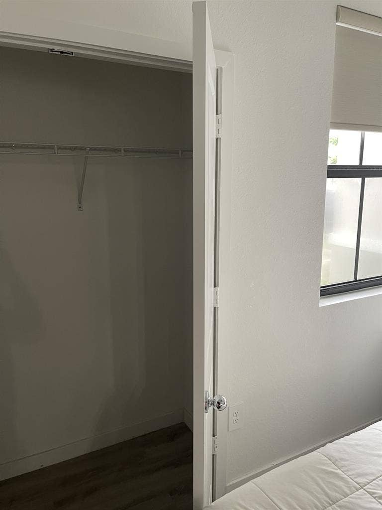 Ready to move in! 1 Bedroom/1 Bath