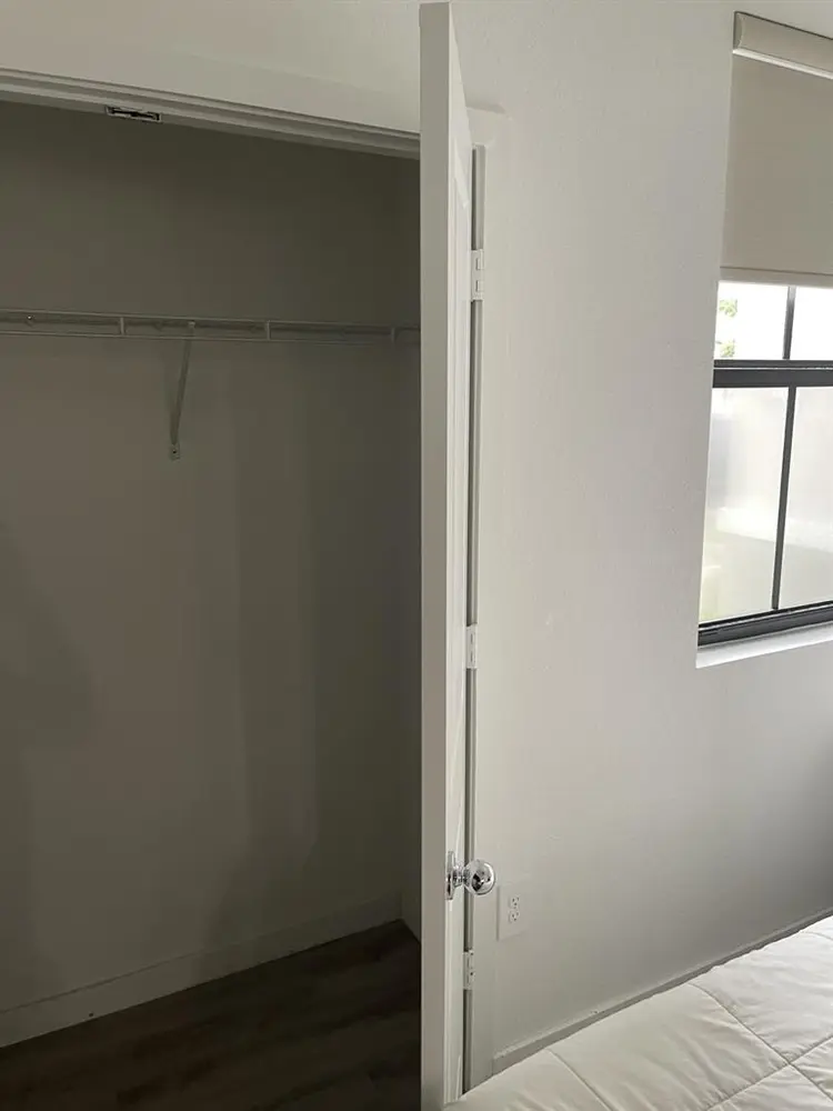 Ready to move in! 1 Bedroom/1 Bath