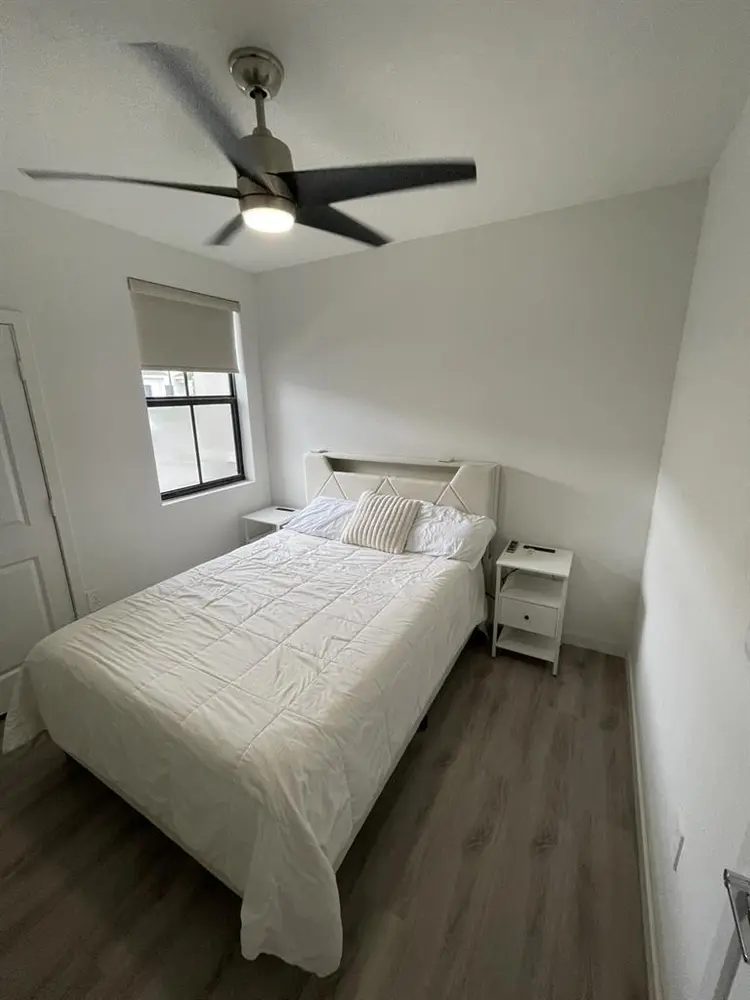 Ready to move in! 1 Bedroom/1 Bath