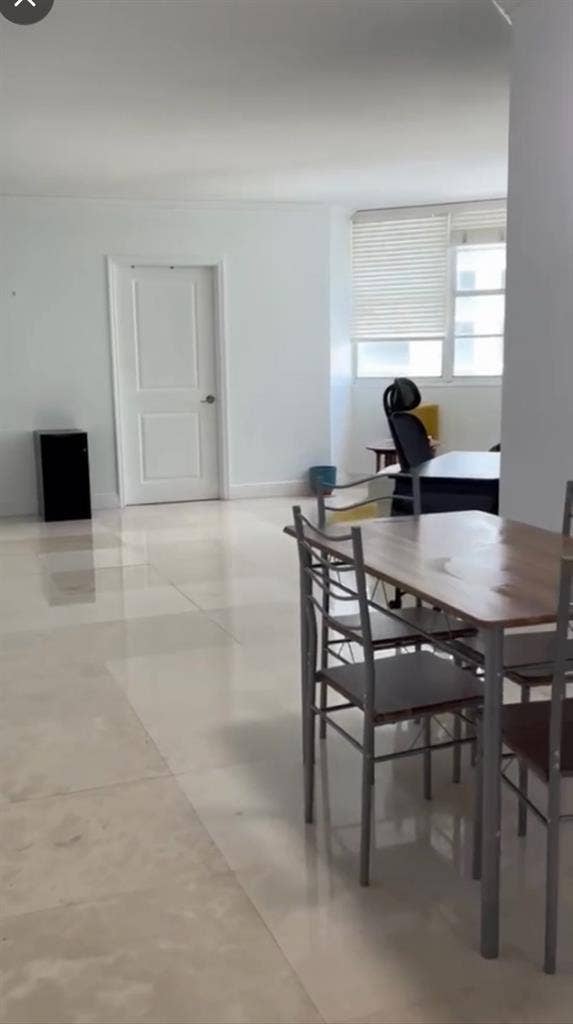 Private room for rent-BRICKELL